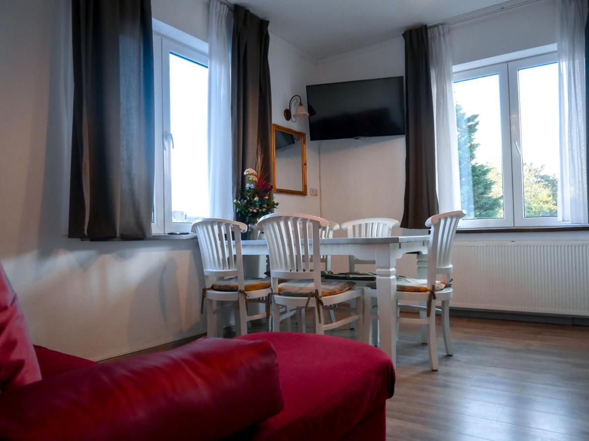 Hotel / Pension Villa Tanahlot 3*