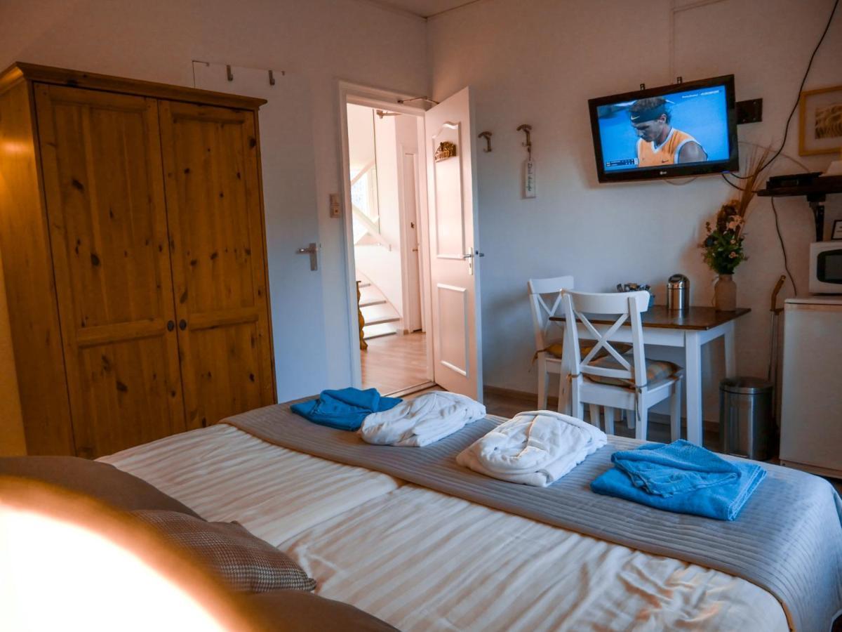 Hotel / Pension Villa Tanahlot 3*